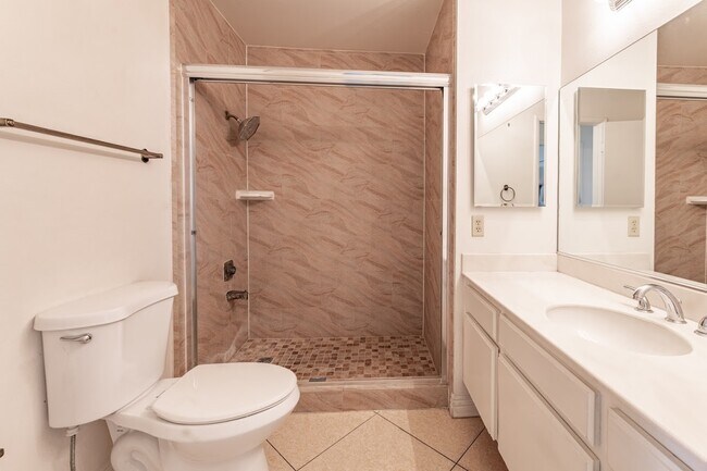 Building Photo - 6361 O'Bannon Dr