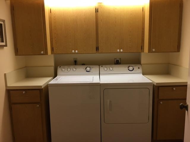 Building Photo - 6169 Balboa Cir