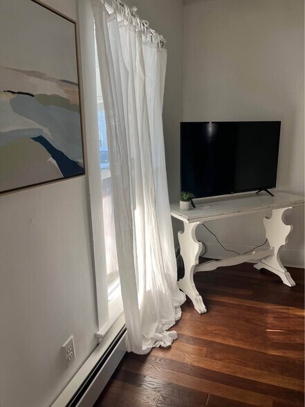 Entering Living Room - 44 N Spring St