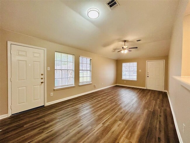 Building Photo - 8507 Apple Carrie Cove