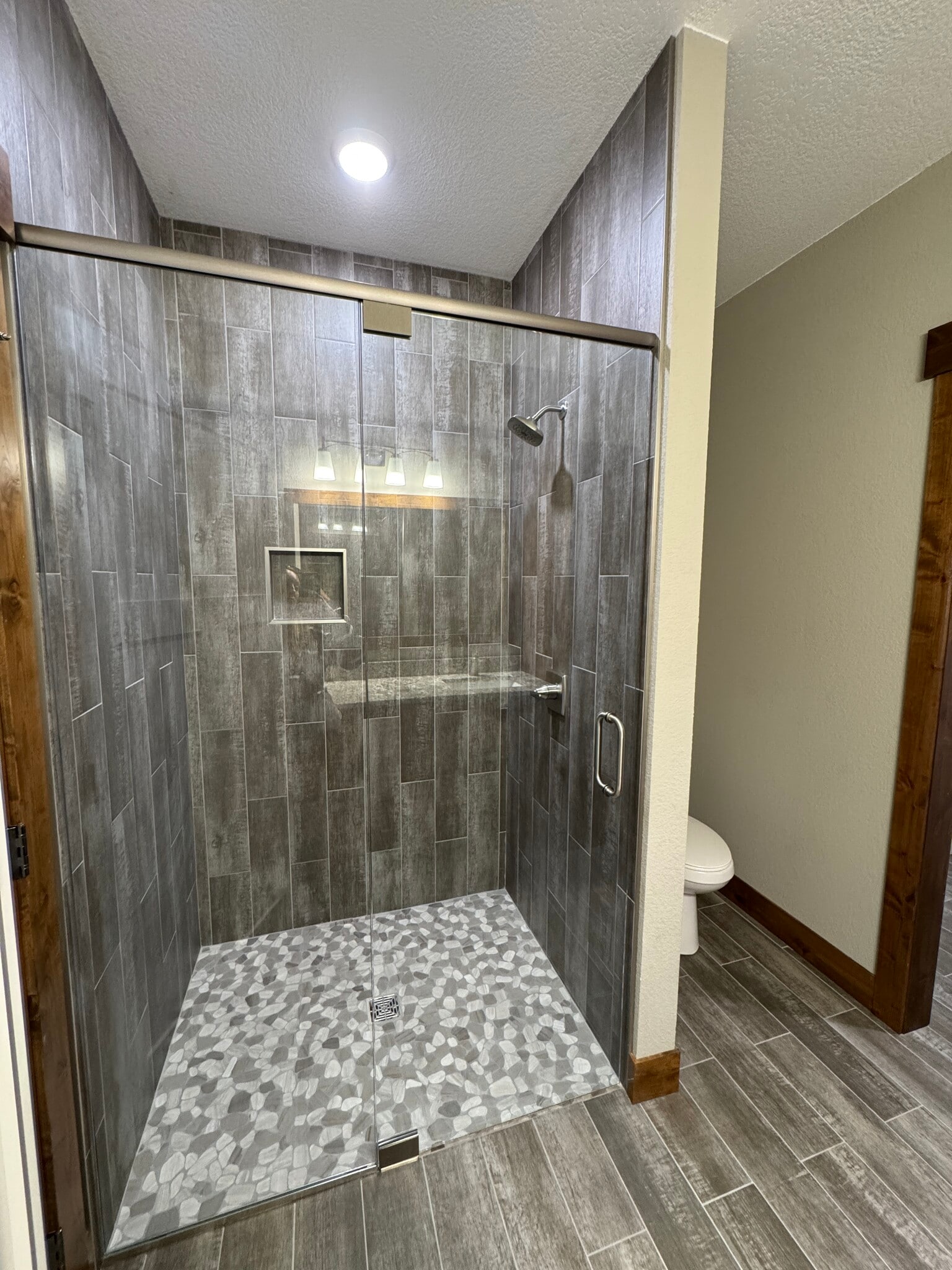 Curb less shower - 11573 Forestview Dr