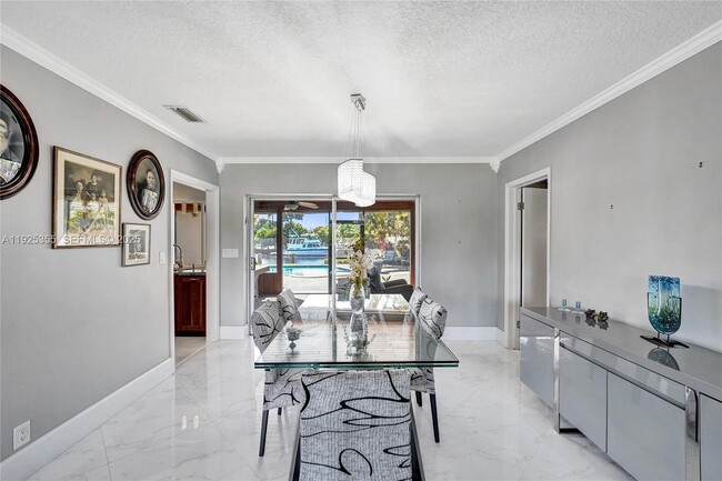 Building Photo - 4060 NE 26th Ave