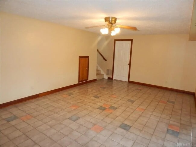 Building Photo - 4702 Alexis Ave