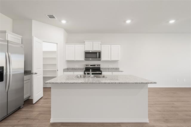 Building Photo - 3401 marie drive