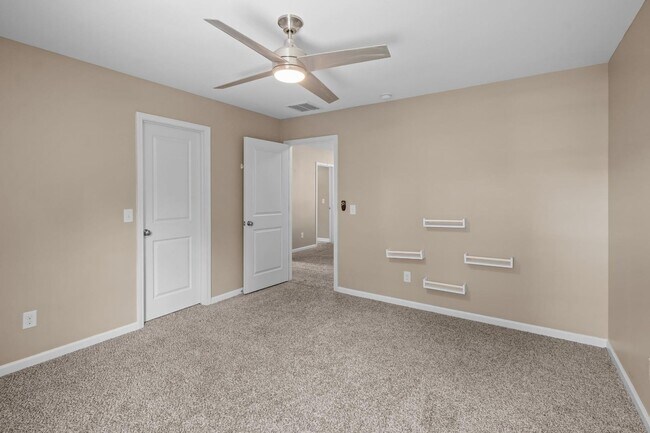 Building Photo - 4540 Garden Hills Loop