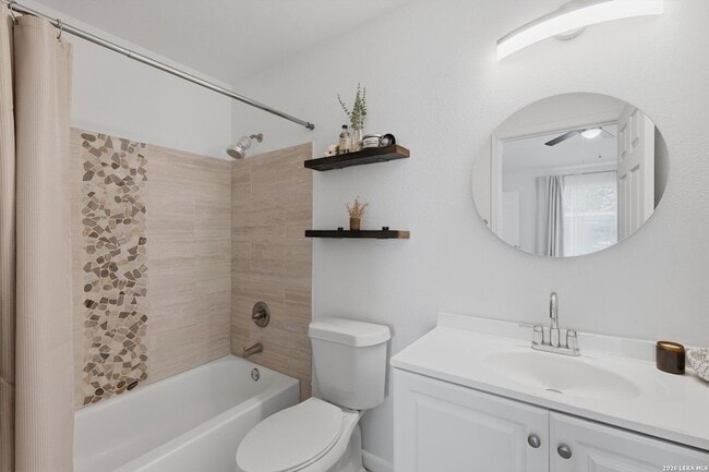 Building Photo - 2829 Wyoming St