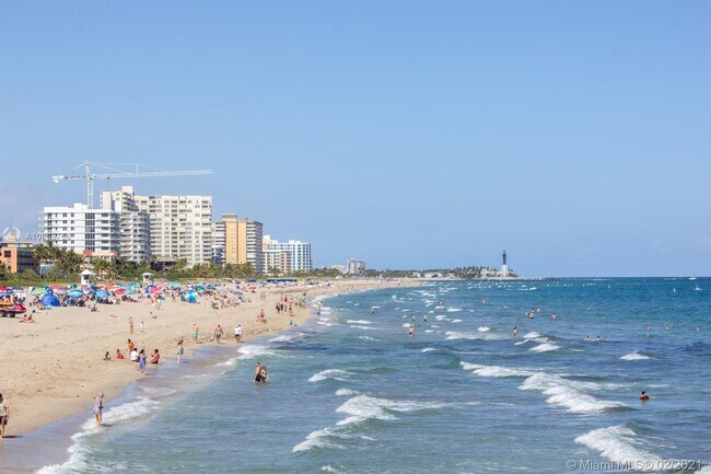 Building Photo - 111 N Pompano Beach Blvd