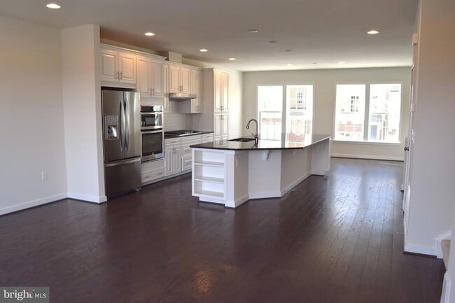 Building Photo - 19974 Abram Ter