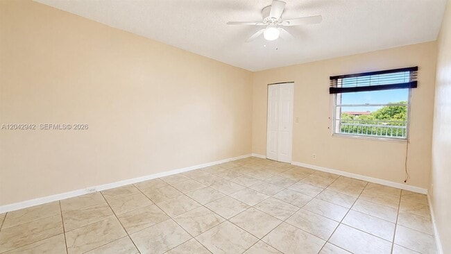 Building Photo - 301 SW 135th Ave