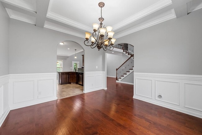 Building Photo - Pet Friendly Four Bedroom!