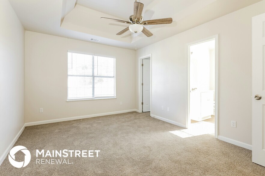 Building Photo - 10057 Tara Glynn Dr