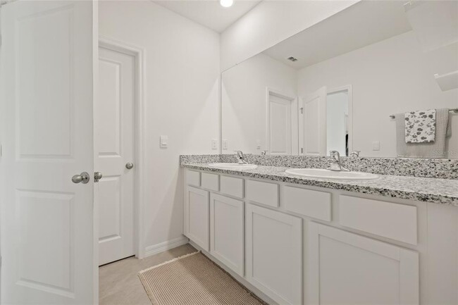 Building Photo - 11174 Crescent Deer Dr