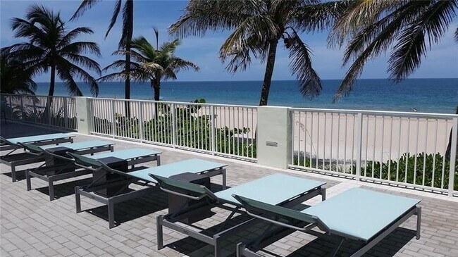 Building Photo - 3400 Galt Ocean Dr