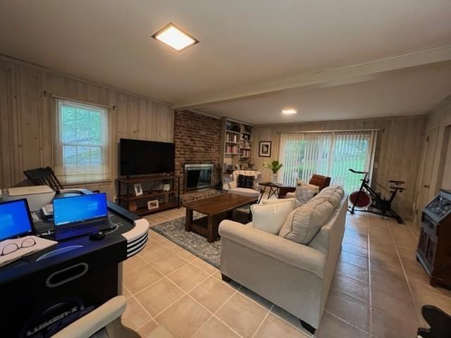 Building Photo - 4173 Oak Forest Dr NE