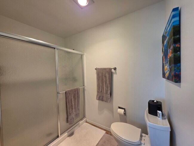 Building Photo - 4002 S Olson Pl