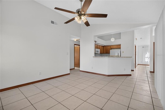 Building Photo - 4059 Waterview Loop
