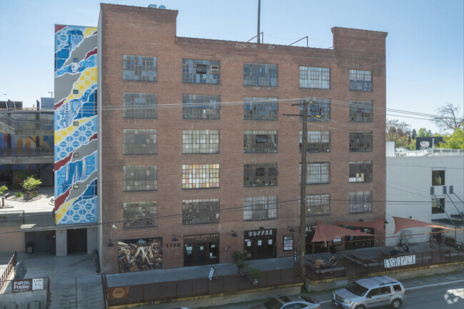 Primary Photo - Warehouse Artist Lofts