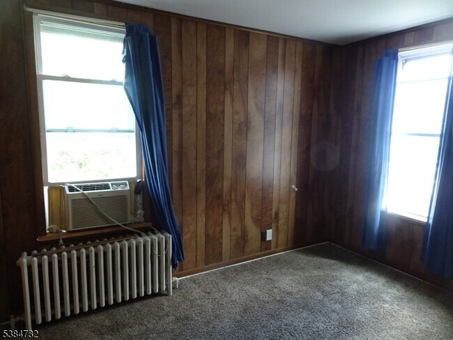 Building Photo - 59 Filmore St