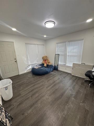 Building Photo - 1133 Burger St