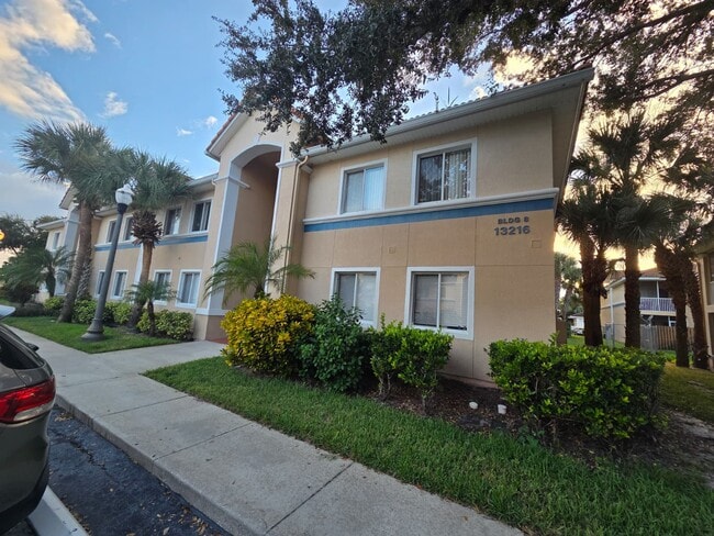Building Photo - 13216 Villa Vista Dr