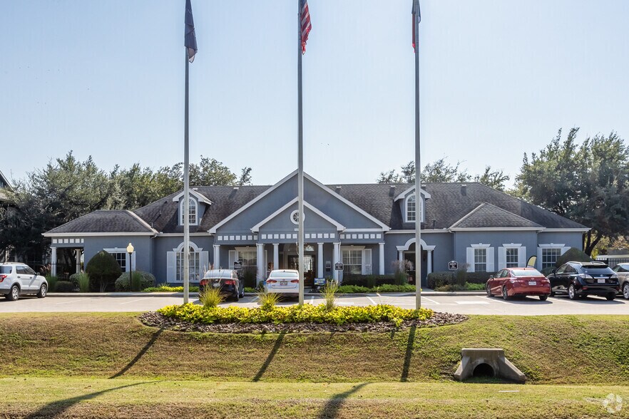 The Villas of Remond 3050 Remond Dr Dallas TX 75211 Apartment Finder