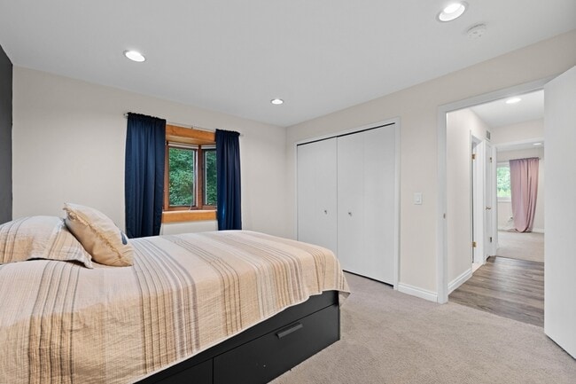 Building Photo - 4899 Wye Oak Rd