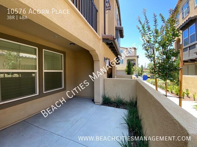 Building Photo - 10576 Acorn Pl