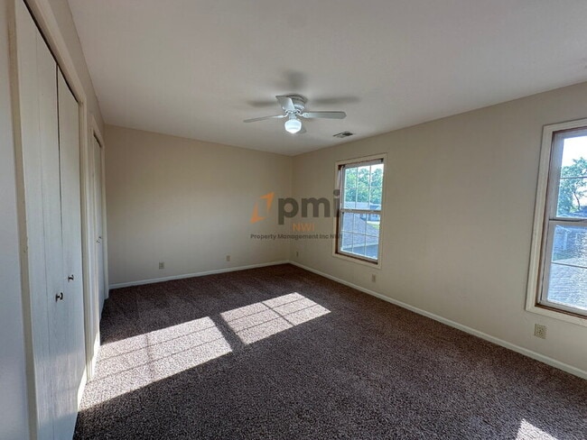 Building Photo - 678 Dearborn Rd