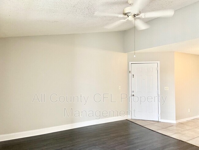 Building Photo - 2230 Cascades Blvd