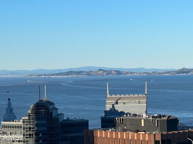 Building Photo - 2 br, 2 bath House - 201 Folsom St #33C