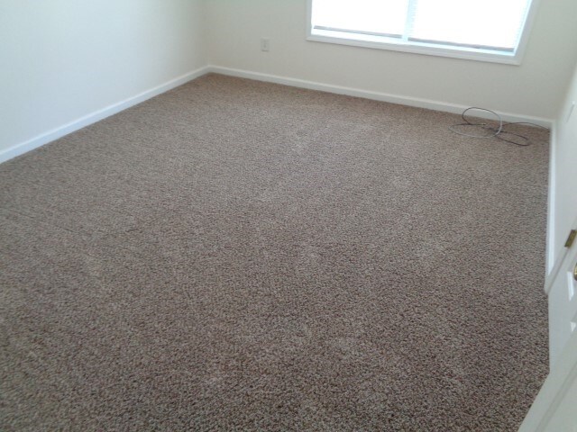 Building Photo - 4305 Windale Dr NW