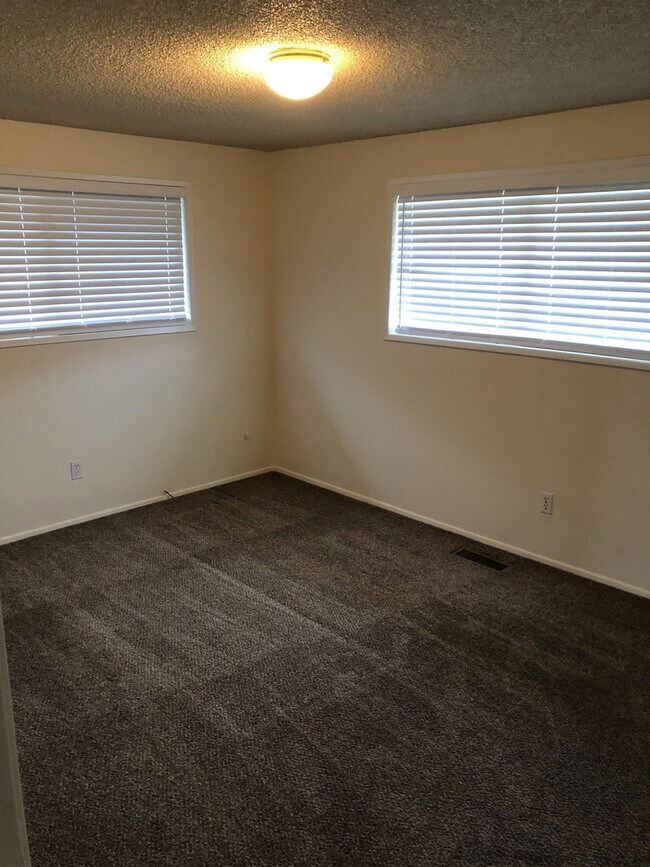 Building Photo - Find Your Home in Historic Brownsville