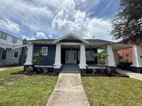 Building Photo - 403 S Albany Ave