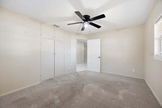 Building Photo - 113 N Lancelot Ave