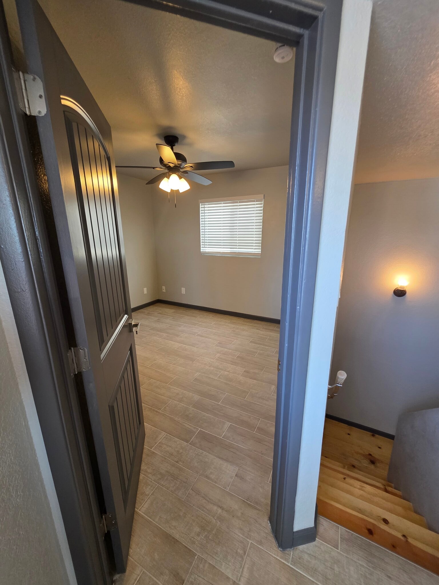 Building Photo - 1749 E Pepper Cir