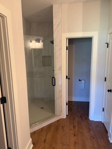 Building Photo - 30 Tower Ct