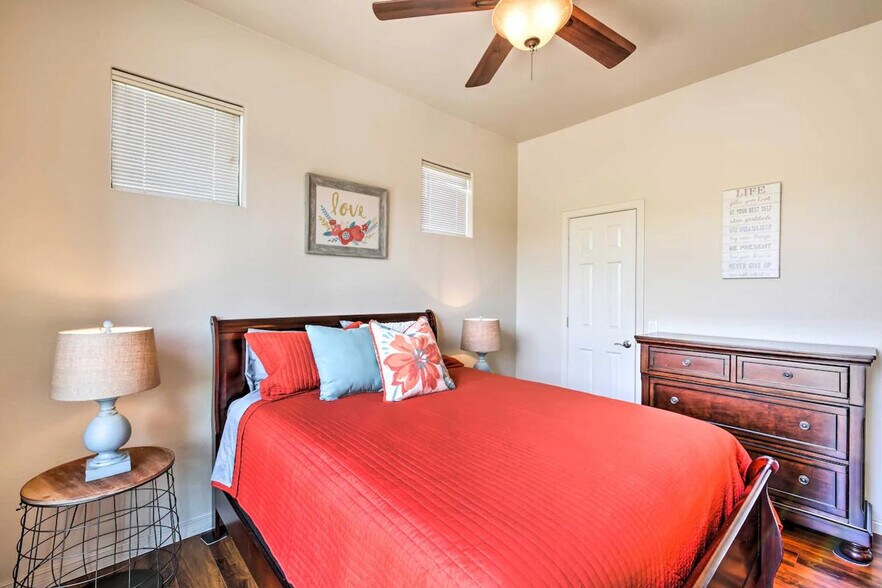 Building Photo - 19550 N Grayhawk Dr