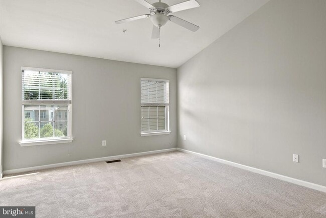 Building Photo - 7814 River Rock Way