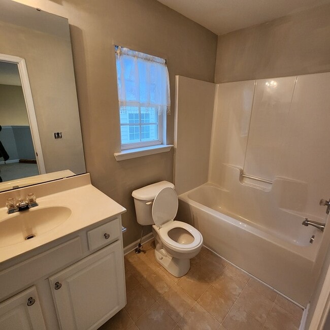 Building Photo - 8517 Cool Vista Ln