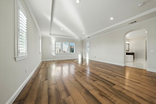 Building Photo - 201 Corriedale Ct