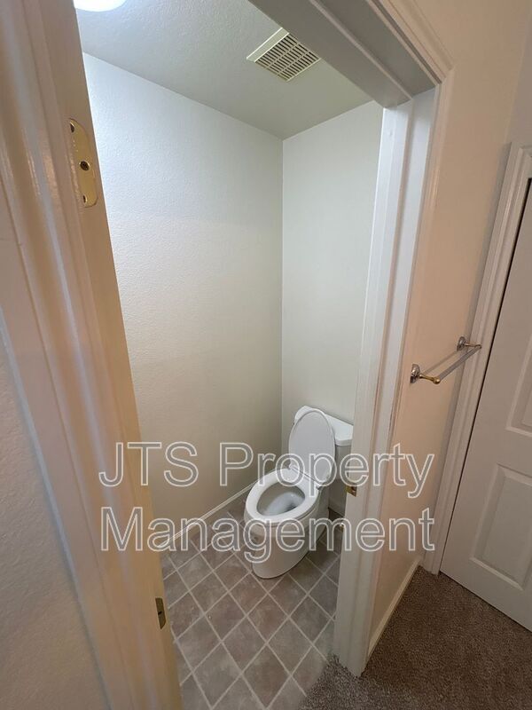 Building Photo - 2905 Peppergrass Way