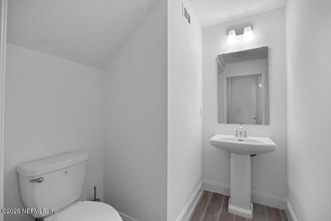 Building Photo - 25 Eagle Moon Lake Dr