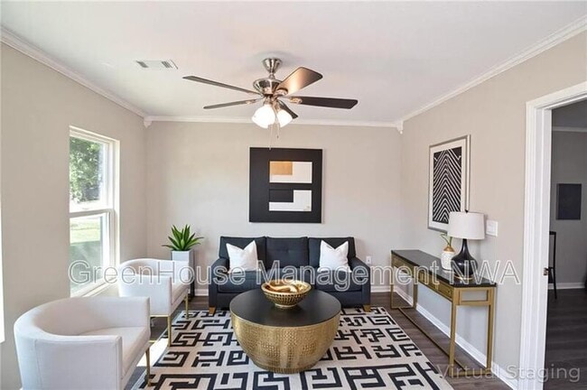 Building Photo - 117 E Veterans Pkwy