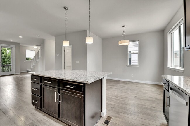 Building Photo - $2,620.95 - 3 Bed, 2.5 Bath Home in Aurora with AC and In Unit Laundry!