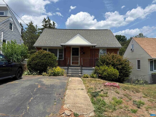 Building Photo - 913 Druid Ave
