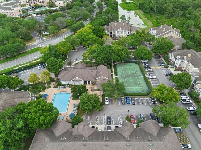 Building Photo - 13015 Plantation Park Cir