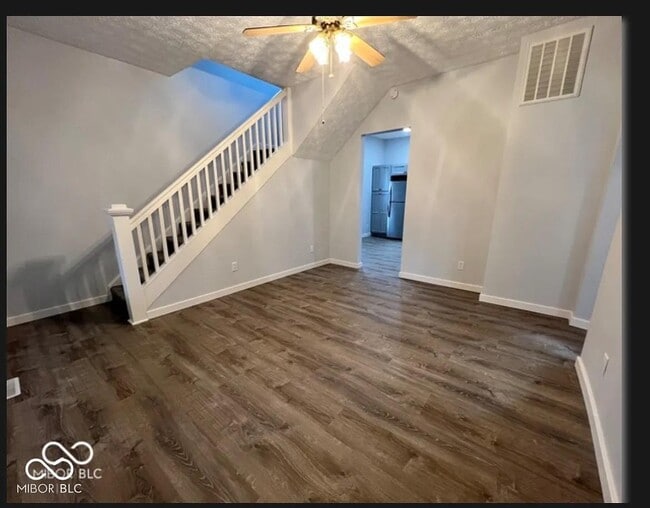 Building Photo - 304 N Linwood Ave