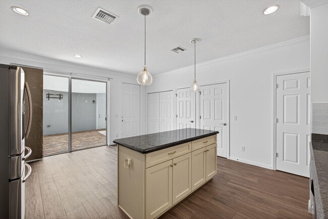 Building Photo - 1362 Turnbridge Dr