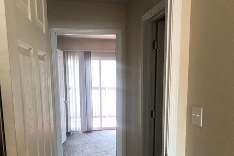 Building Photo - 510 S Poplar St