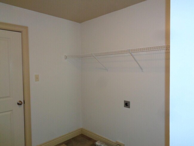 Building Photo - 4803 Cedar Coals Ct